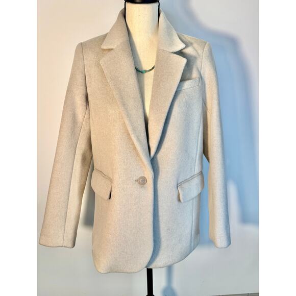 Women's Cream Blazer - Picture 2 of 9